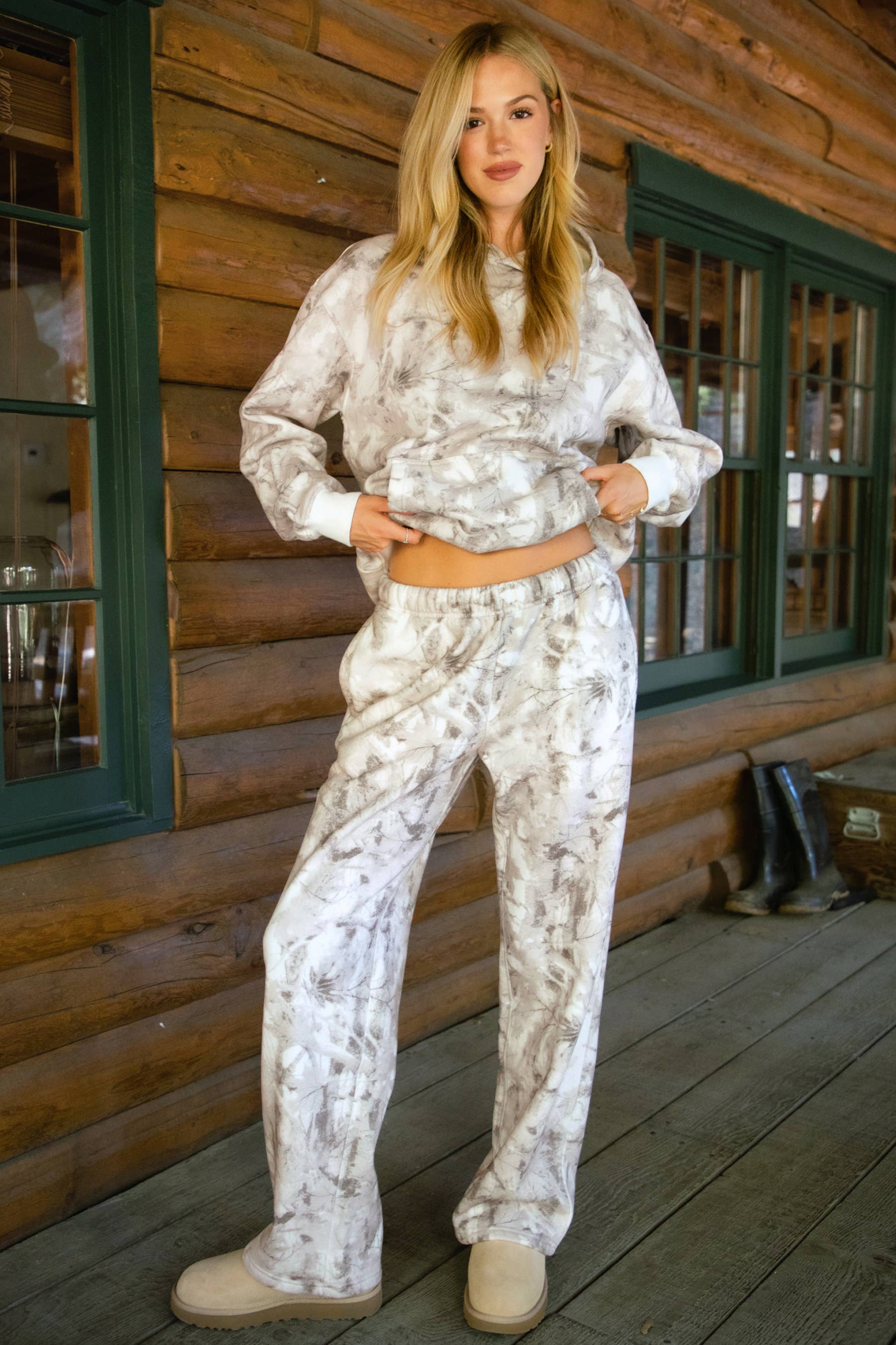 Woodland Camo Fleece SWEATPANTS