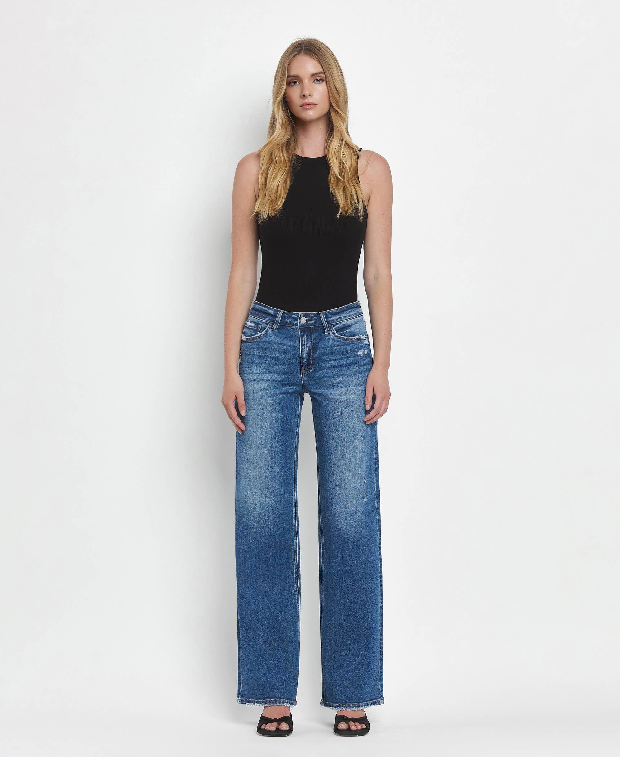 VERVET MEDIUM DENIM! MID RISE FULL LENGTH WIDE LEG JEANS