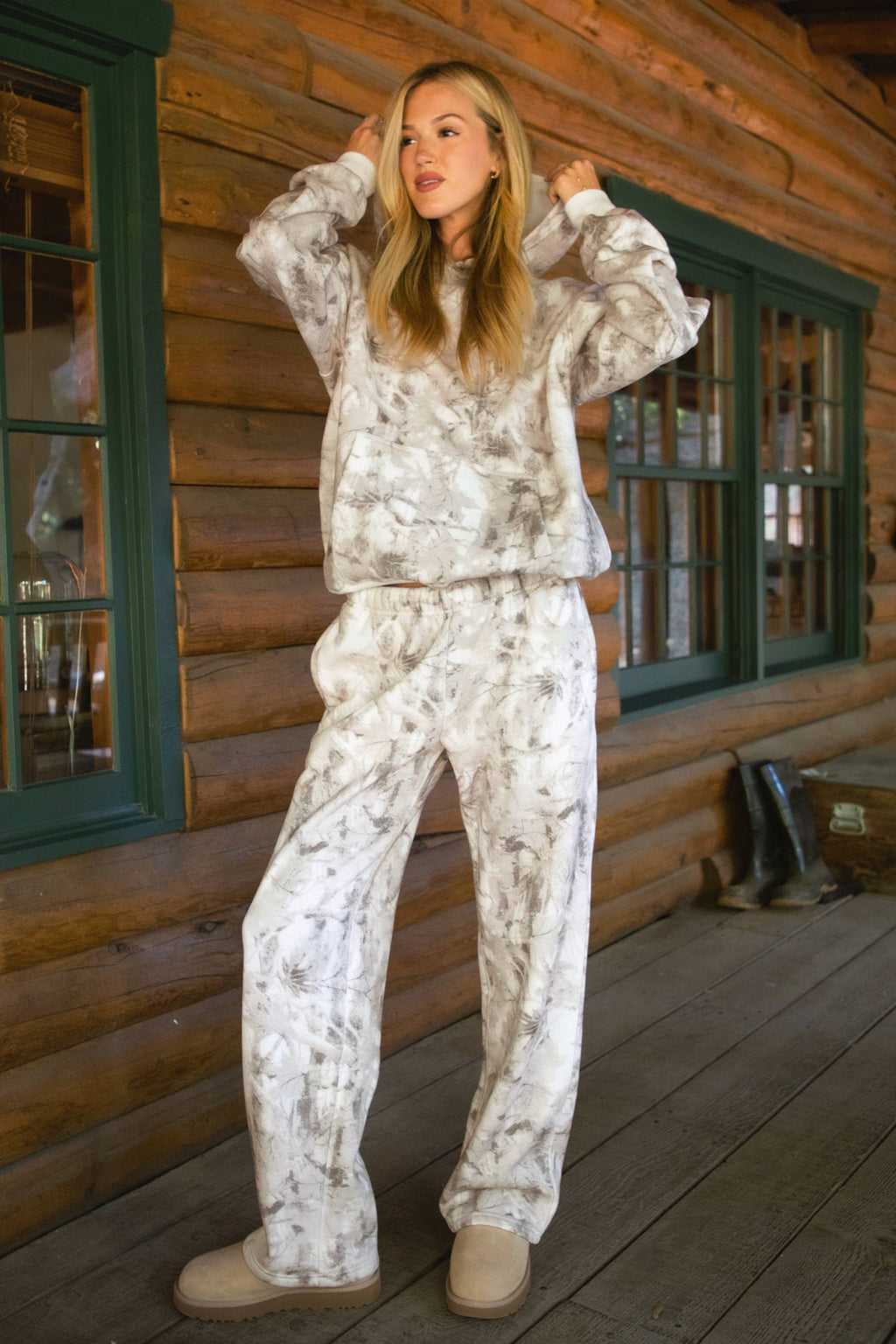Woodland Camo Fleece SWEATPANTS